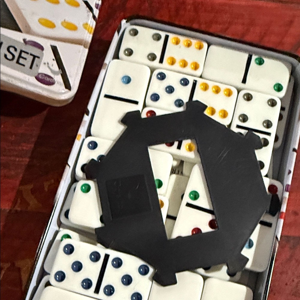 Double Six Dominoes Set with Color Dots - Picture 4 of 4